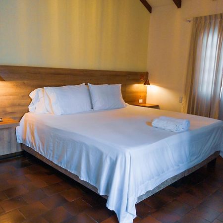 Hotel Boutique La Casa De Piedra Cali Extérieur photo