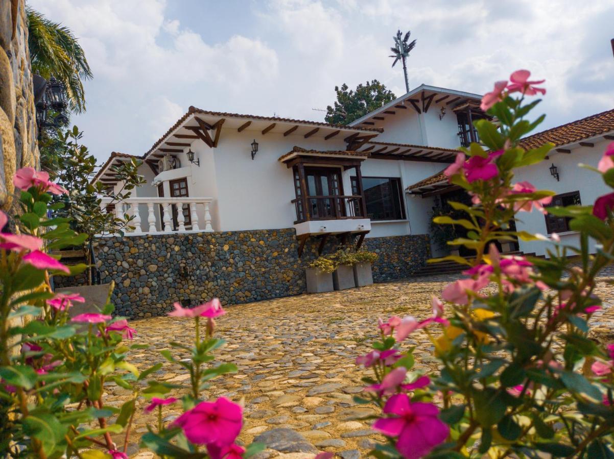 Hotel Boutique La Casa De Piedra Cali Extérieur photo