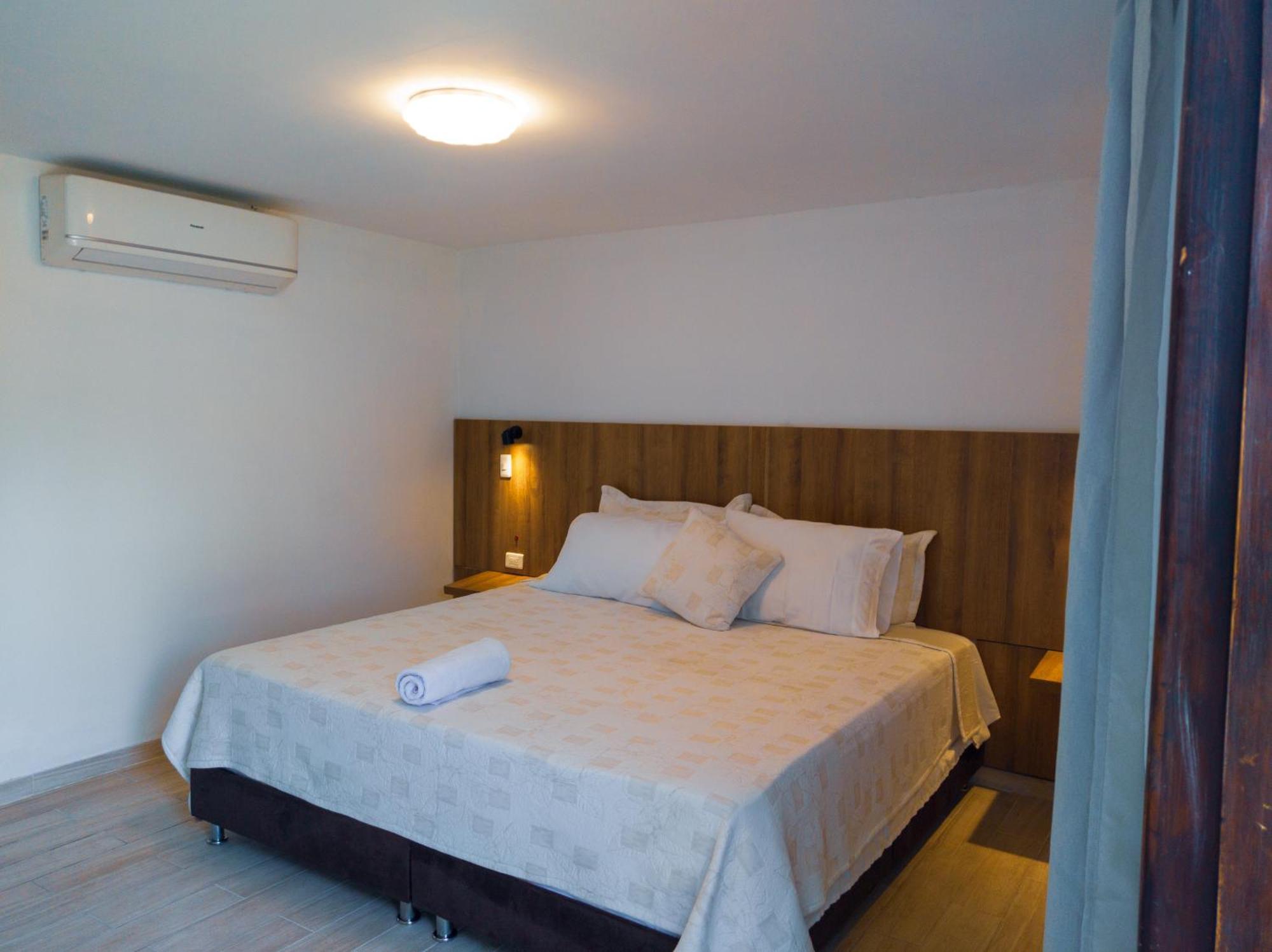 Hotel Boutique La Casa De Piedra Cali Extérieur photo
